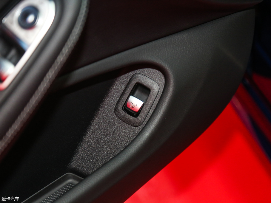 2018YCCoupe C 200 I܇