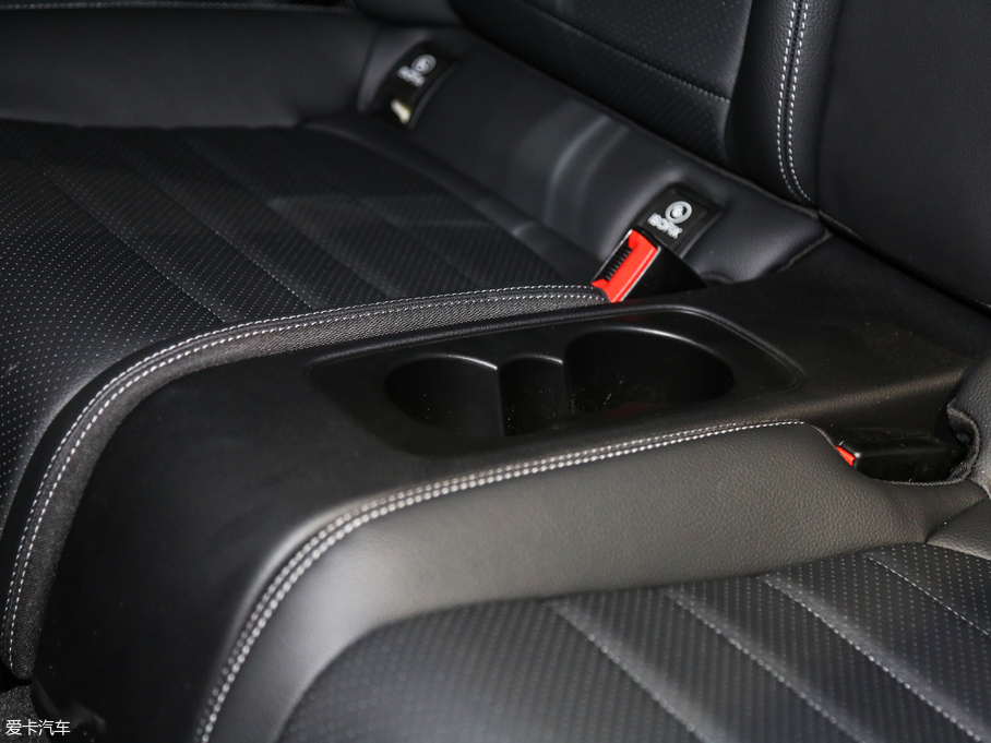 2018YCCoupe C 200 I܇