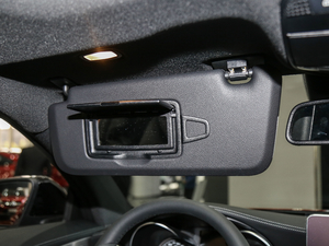 2018C 300 Iҹ؄e (yng)壨