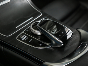 2018C 300 Iҹ؄e п؅^