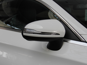 2018C 200 4MATIC I܇ ^