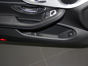 2018C 200 4MATIC I܇ g