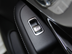 2018C 200 4MATIC I܇ п؅^