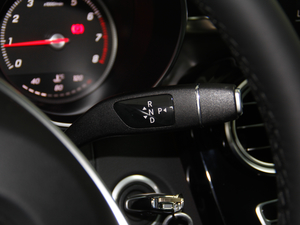 2018C 200 4MATIC I܇ QU