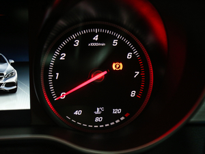 2018C 200 I܇ п؅^(q)