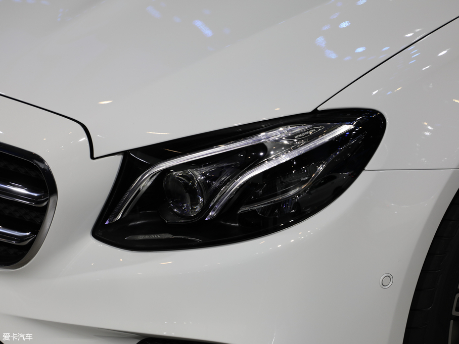 2019YE(M) E 300 \Ӱ