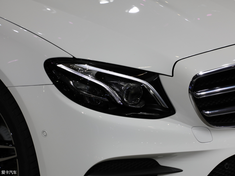 2019YE(M) E 300 \Ӱ