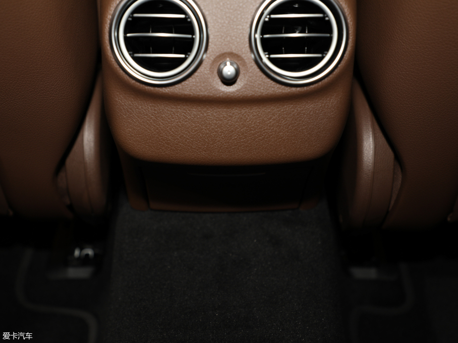 2019YE(M) E 300 \Ӱ