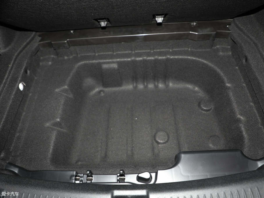 2019YE(j)(M(jn)) E 300 \(yn)(dng)