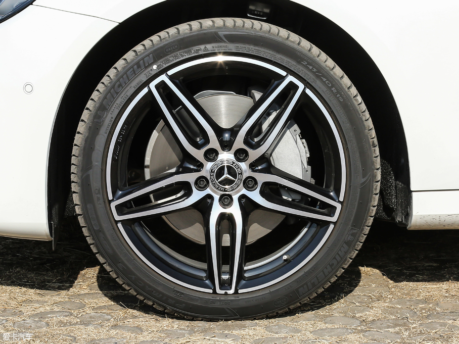 2019YE(M) E 300 \Ӱ