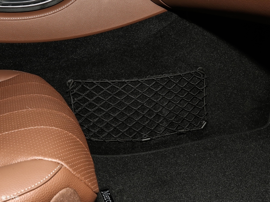 2019YE(M) E 300 \Ӱ