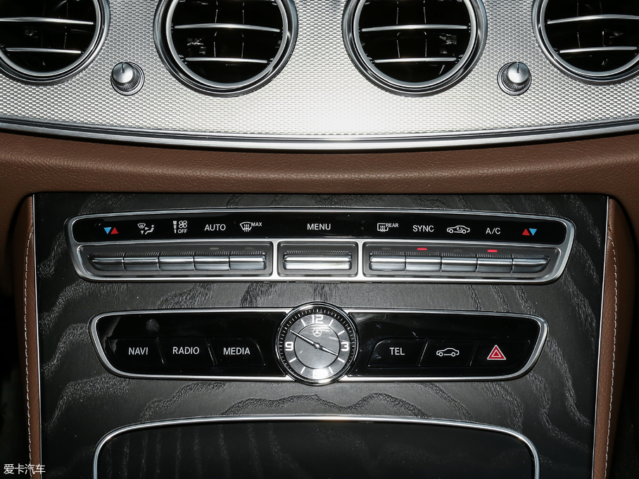 2019YE(M) E 300 \Ӱ