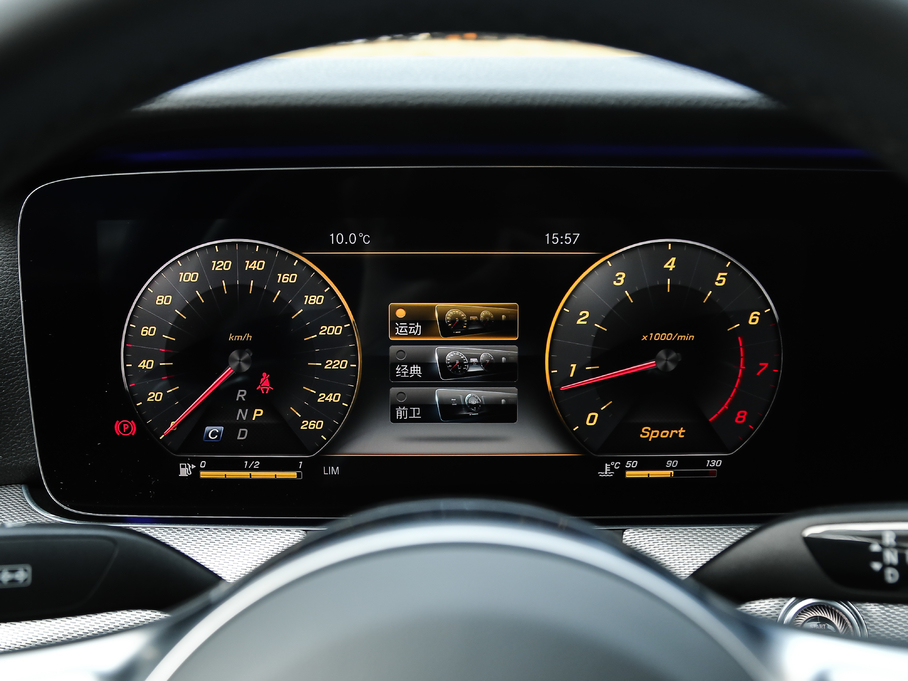 2019YE(M) E 300 \Ӱ