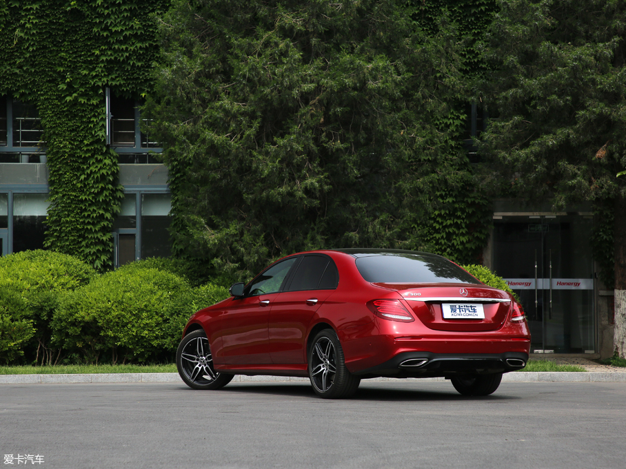 2020YE(M) E 300 \Ӱ