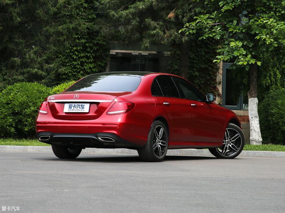 2020YE(M) E 300 \Ӱ