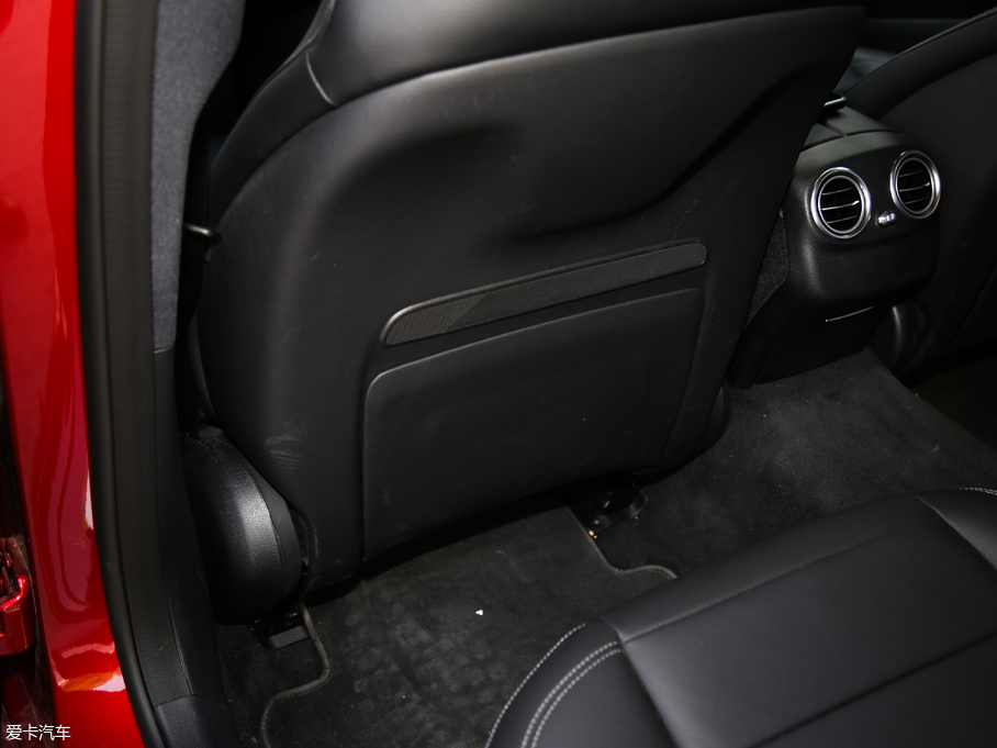 2020YE(M) E 300 \Ӱ