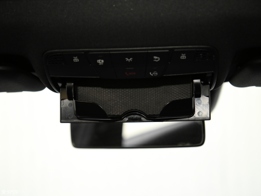 2020YE(M) E 300 \Ӱ