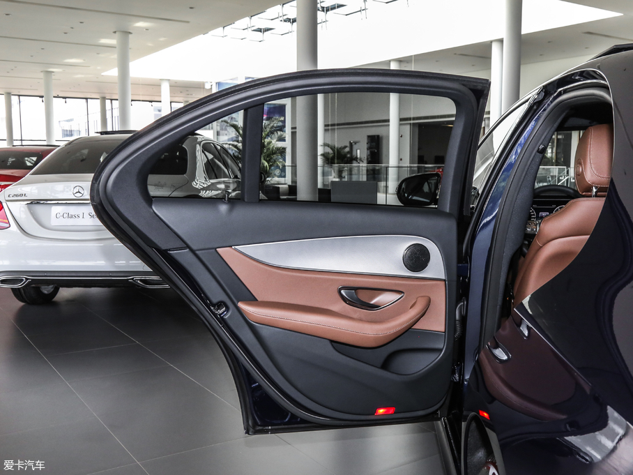 2019YE(M(jn)) E 260 \(yn)Ӱ