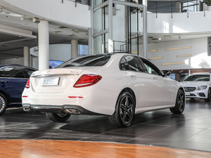 2019E 200 \(yn)(dng) 4MATIC w^