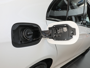 2019E 200 \Ӱ 4MATIC (x)(ji)^