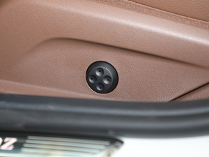 2019E 200 \Ӱ 4MATIC g