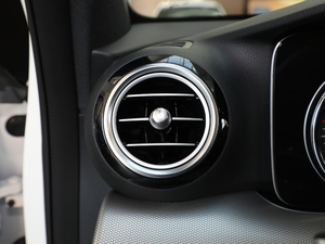 2019E 200 \Ӱ 4MATIC п؅^