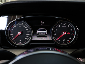 2019E 200 \Ӱ 4MATIC x