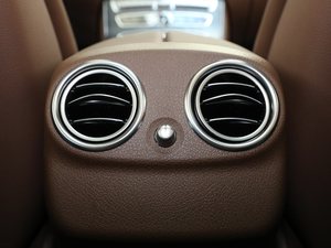 2019E 200 \Ӱ 4MATIC п؅^