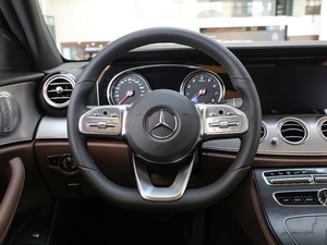 2019E 200 \Ӱ 4MATIC P