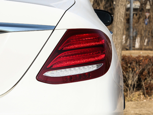 2019E 300 \(yn)(dng) β