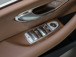 2019E 300 \(yn)(dng) {܇ƅ^(q)	