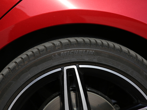 2020E 300 \Ӱ ݆̥Ʒ