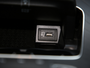 2020E 300 \(yn)(dng) g