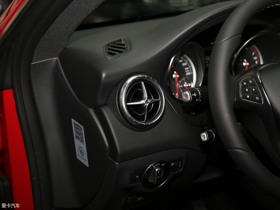 2018��YCLA CLA 200�r����