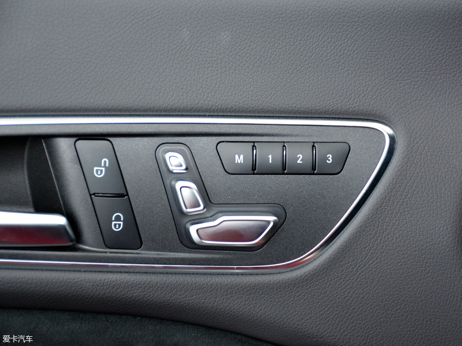 2018YCLA CLA 220 4MATIC