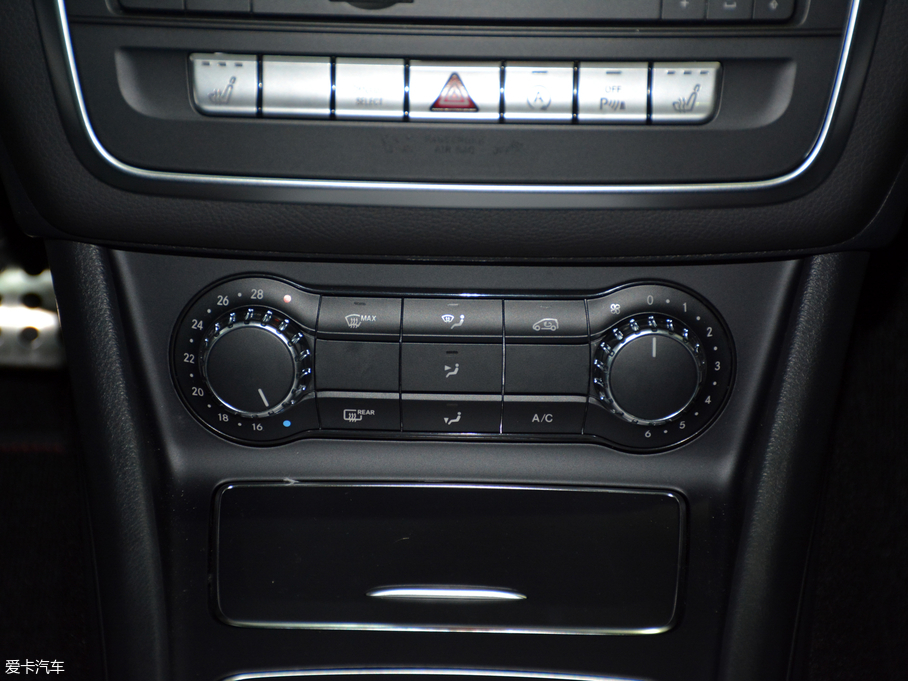 2018YCLA CLA 220 4MATIC