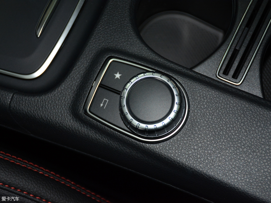 2018YCLA CLA 220 4MATIC