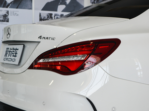 2018CLA 220 4MATIC ^