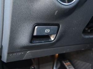 2018��CLA 220 4MATIC �v܇�Ƅ���