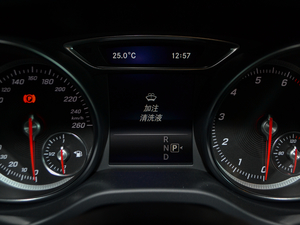 2018��CLA 220 4MATIC �п؅^(q��)