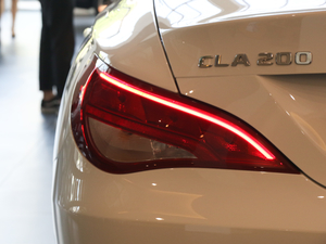 2018CLA 200Ӹ ^