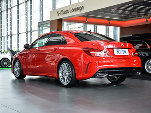 2018CLA 220 4MATIC 45