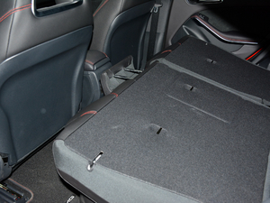 2018CLA 220 4MATIC ηŵ