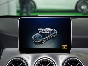 2018CLA 220 4MATIC п؅^(q)