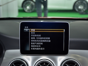 2018CLA 220 4MATIC п؅^(q)