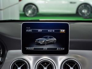 2018CLA 220 4MATIC п؅^(q)