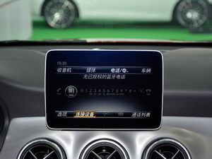 2018CLA 220 4MATIC п؅^(q)