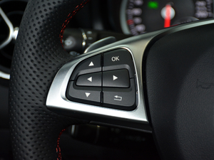 2018CLA 220 4MATIC п؅^