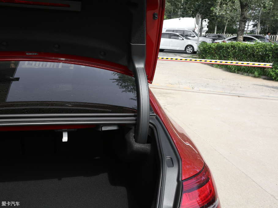 2018YCLS CLS 350 4MATIC