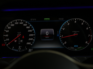 2018CLS 350 4MATIC п؅^(q)